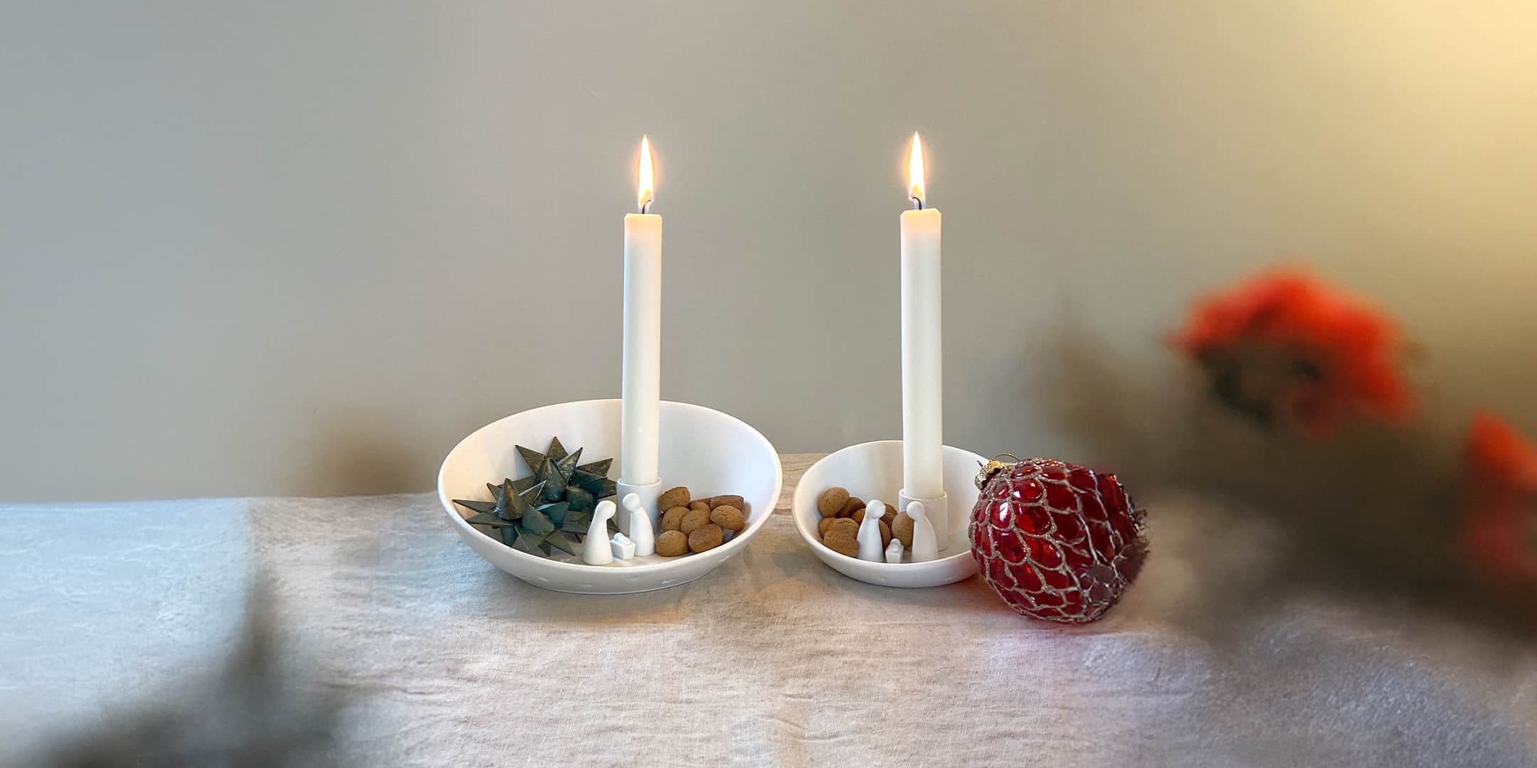 Lysestager med julekrybbemotiv