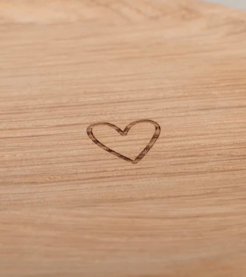 Egetraes Oval tallerken Med Hjerte OnlyByGrace