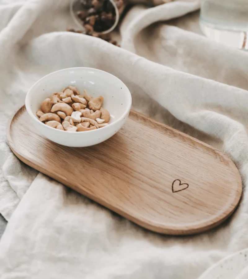 Egetraes Oval tallerken Med Hjerte OnlyByGrace