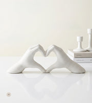 Skulptur, hender i keramikk, cream