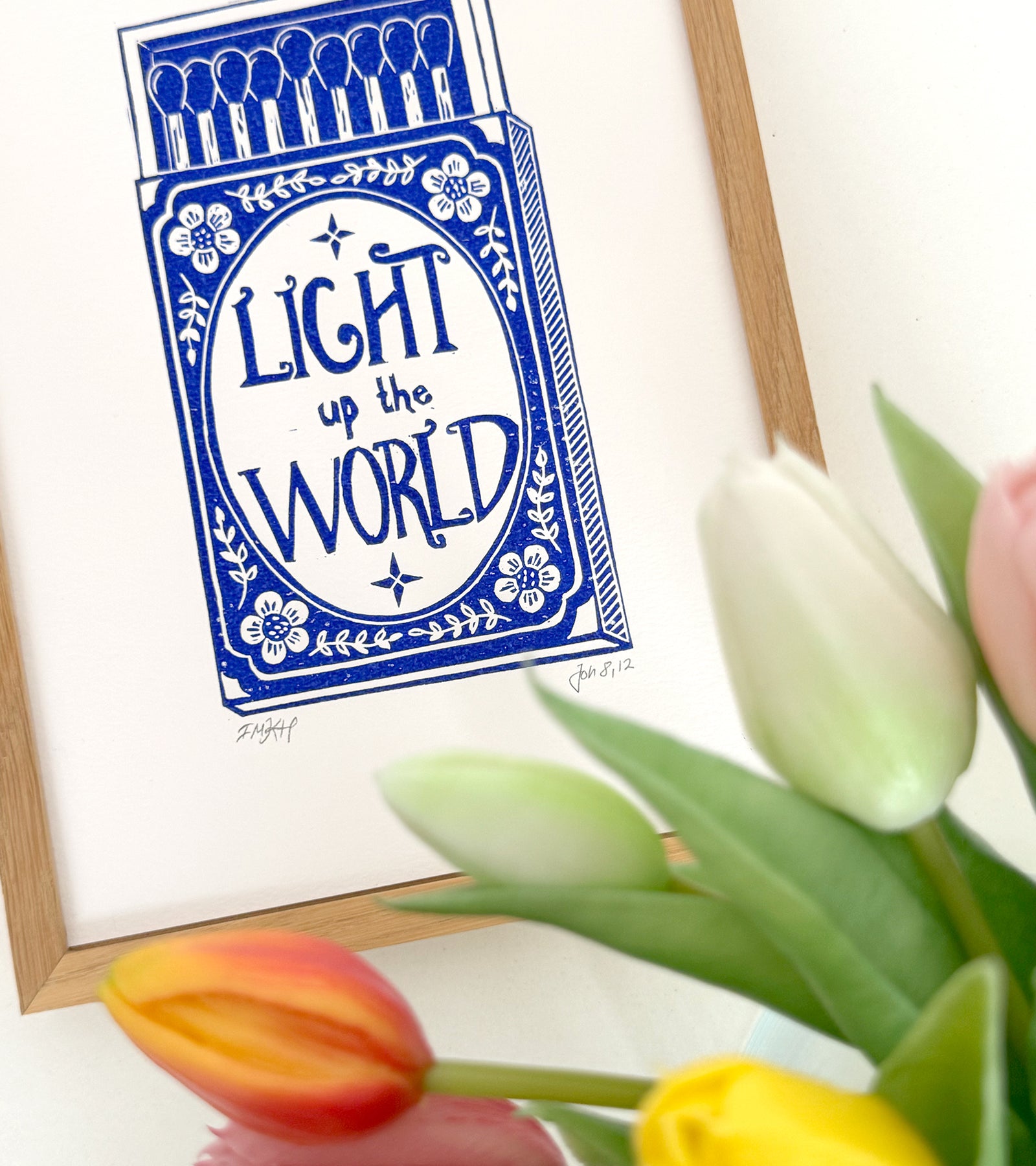 Linoleumstryk: Light up the world, A4 Plakat, Mørkeblå