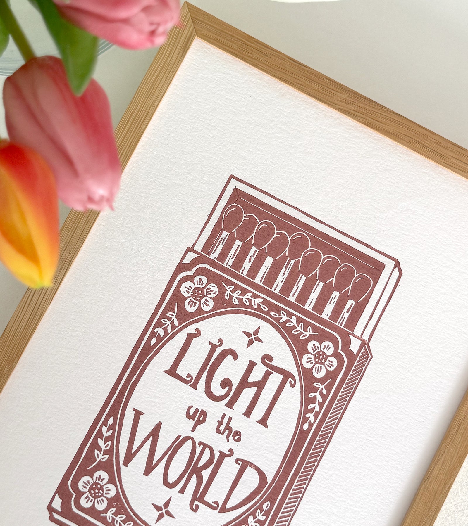 Linoleumstryk: Light up the world, A4 Plakat, Rosa