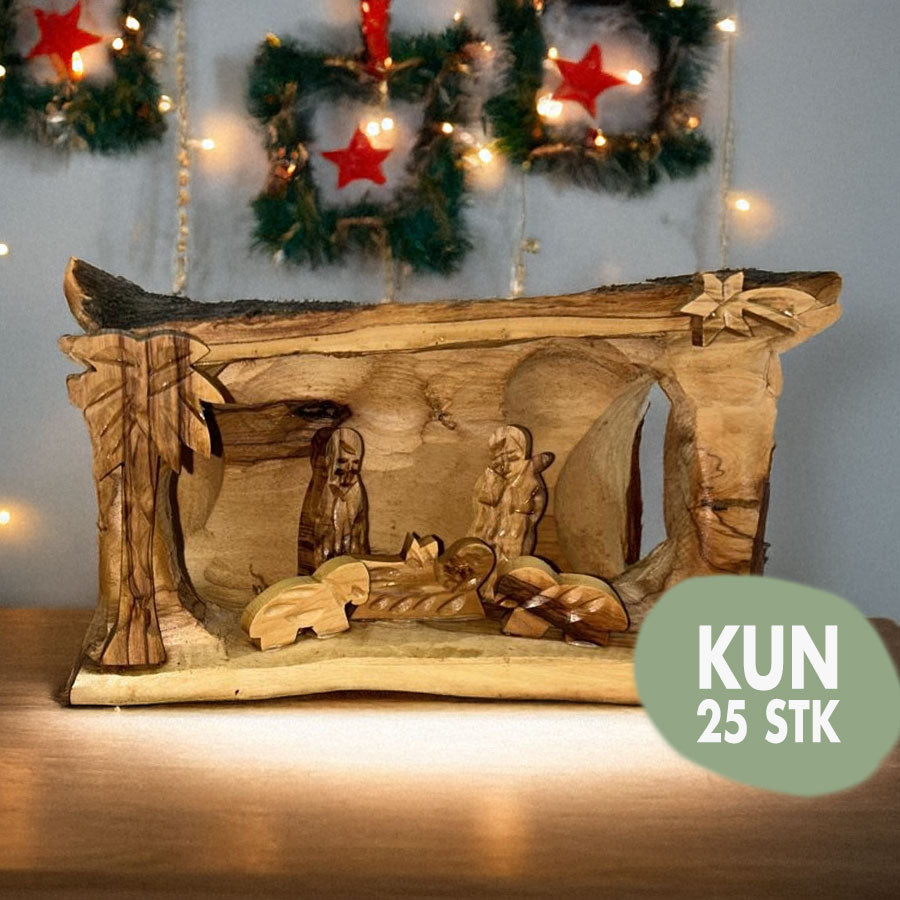 Håndskåret julekrybbe i oliventræ – fra Betlehem, 16 cm bred