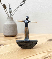 OnlyByGrace Balance Bronze Skulptur