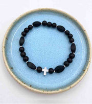 OnlyByGrace By Gabay Armbånd med træ og glas perler og kors