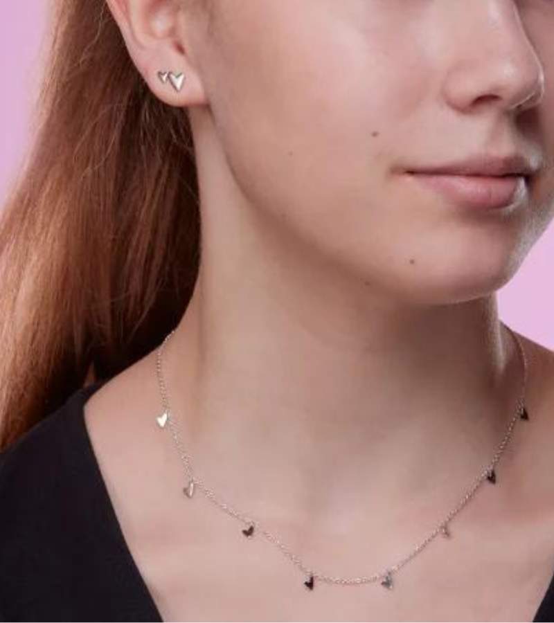 OnlyByGrace-By-Gabay-halskæde-med-8-hjerter-sølv