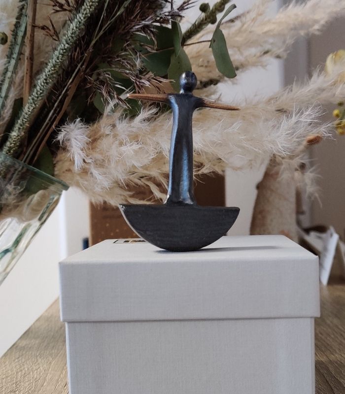 OnlyByGrace Kobberfigur balance