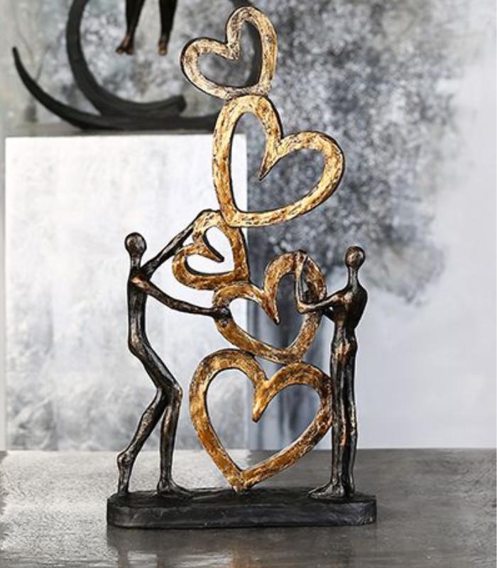 OnlyByGrace Skulptur Vi bygger kærlighed 41 cm