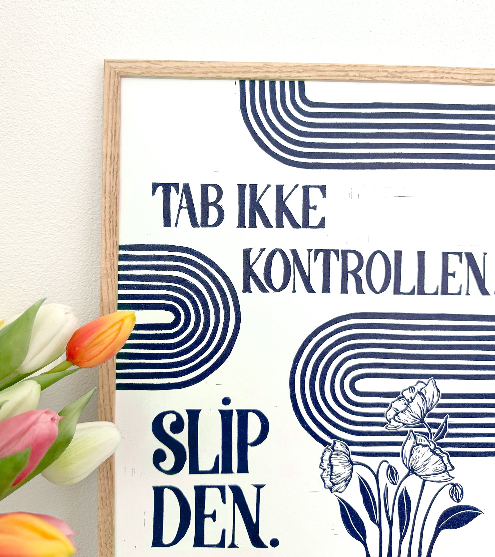 Linoleumstryk: Tab ikke kontrollen, A3 Plakat, Mørkeblå