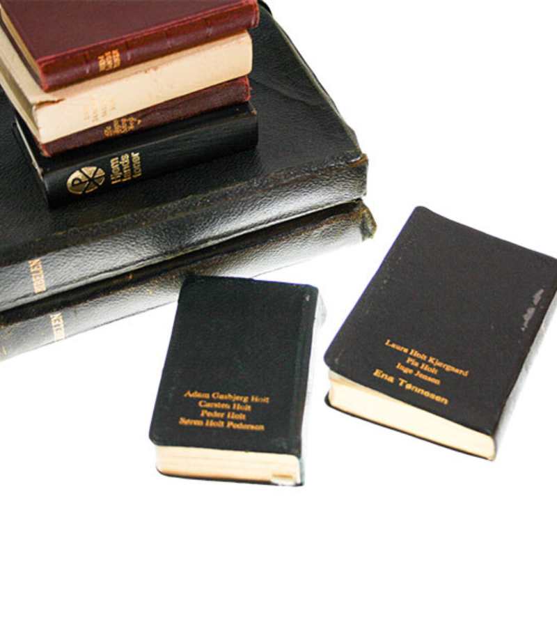 Navnetryk på gammel salmebog bibel OnlyByGrace