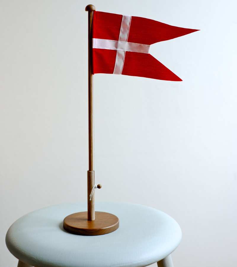 Bordflaggstang i eik, 39 cm