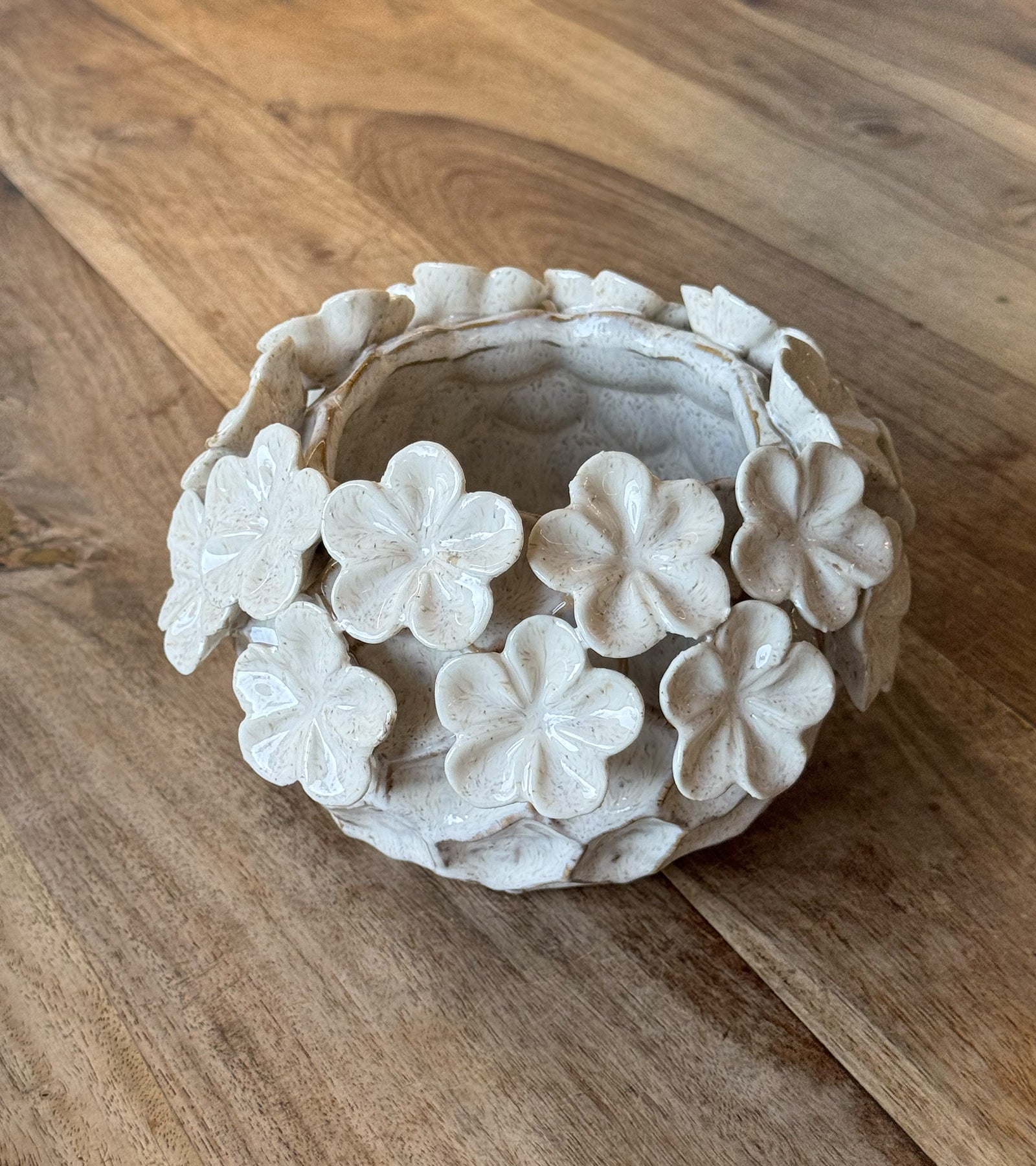 Potte, Creme Blomster Fiona skjuler, dia 17cm