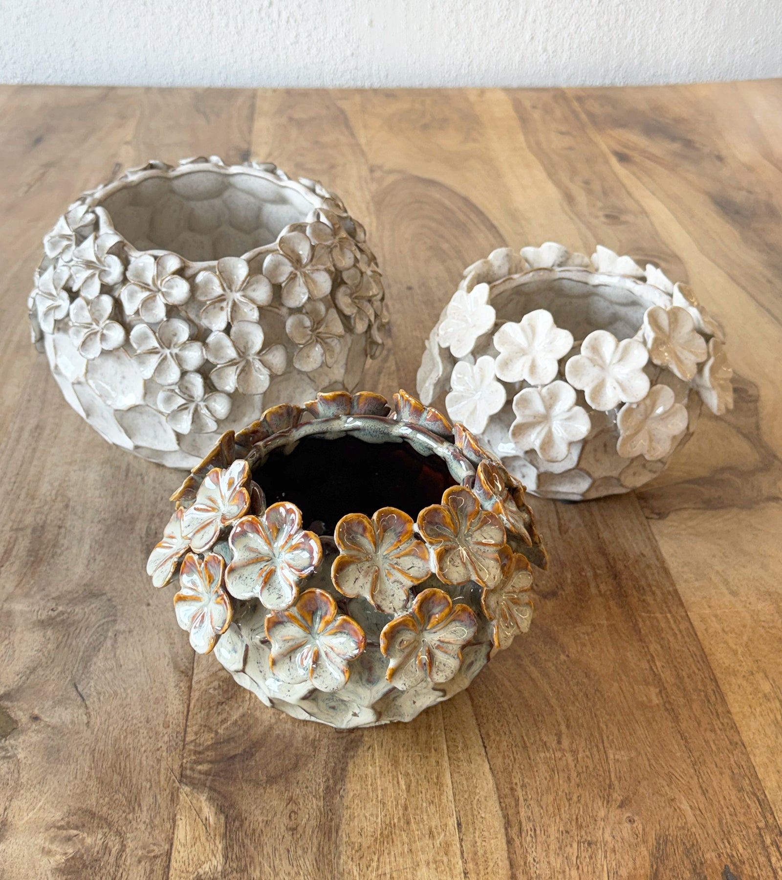 Potte, Creme Blomster Fiona skjuler, dia 17cm