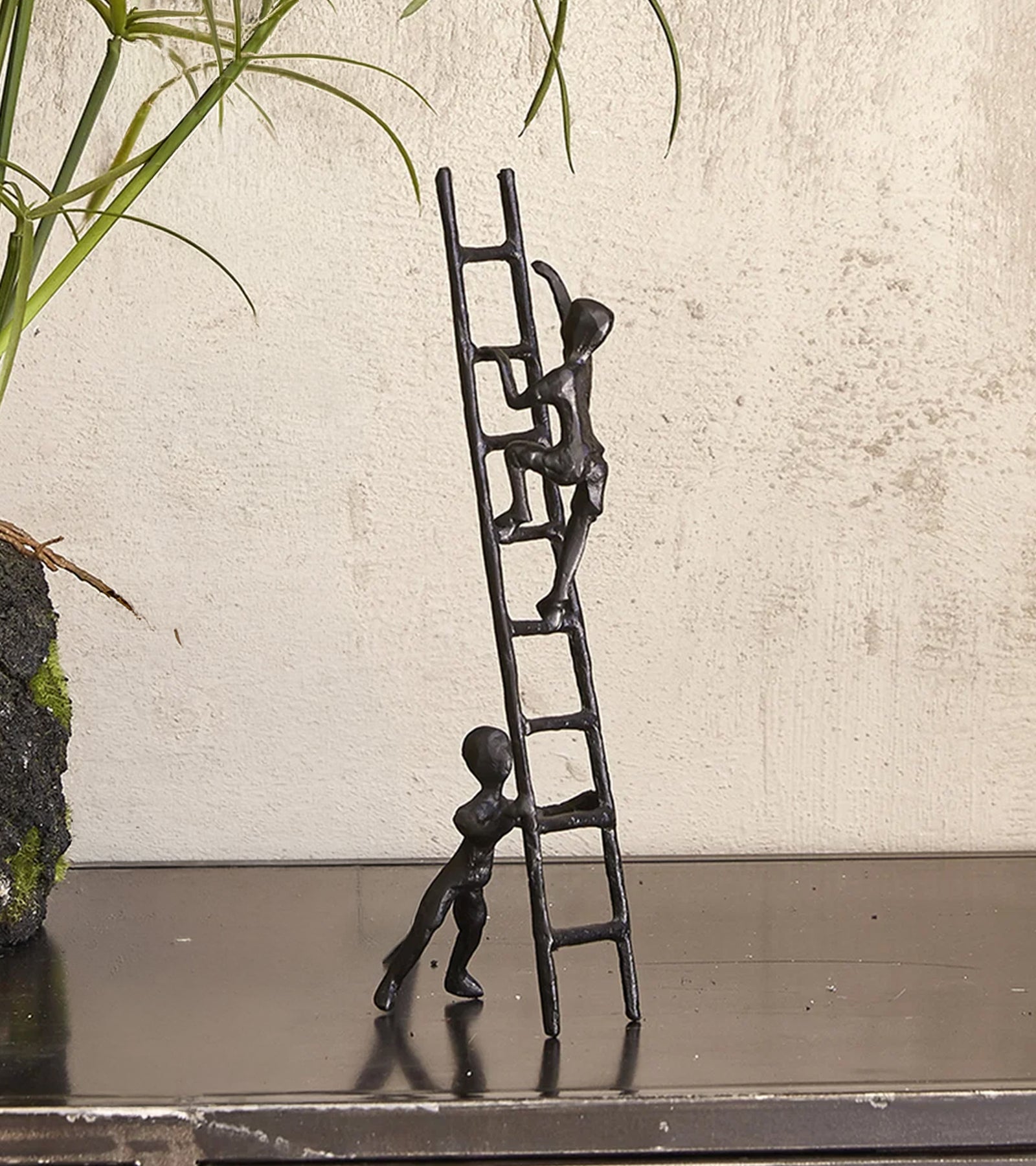 Skulptur, Teamwork, Antikgrøn, H 25 cm