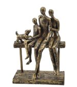 OnlyByGrace La Vida skulptur familie med et barn på bænk