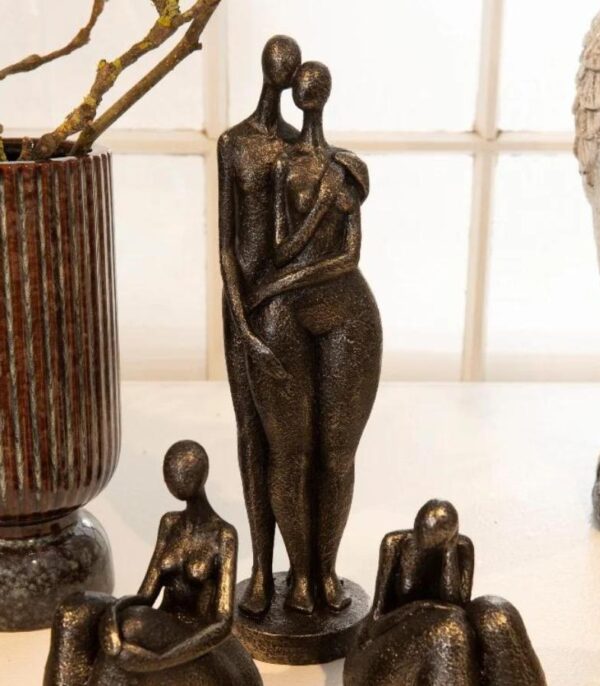 OnlyByGrace skulpturpar med former og kjærlighetsbilde