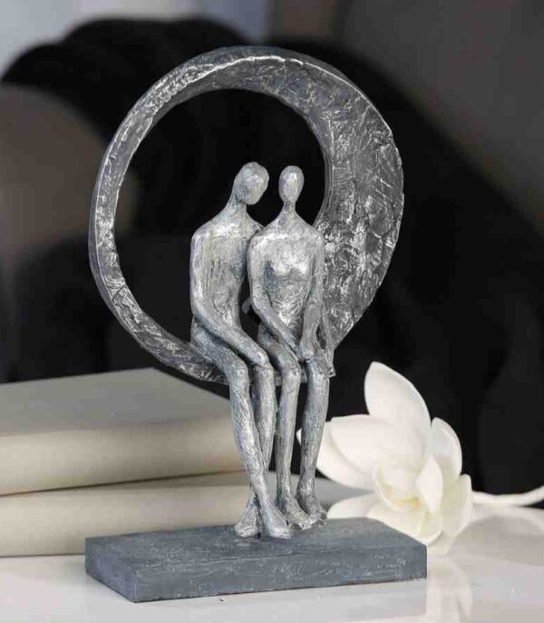 OnlyByGrace Skulptur Par i Kærligheds cirkel 30 cm